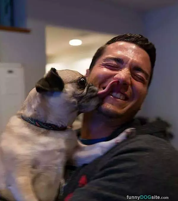 Gimme That Kisses